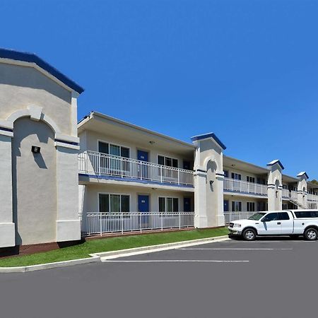 Motel 6-Vista, Ca Ngoại thất bức ảnh