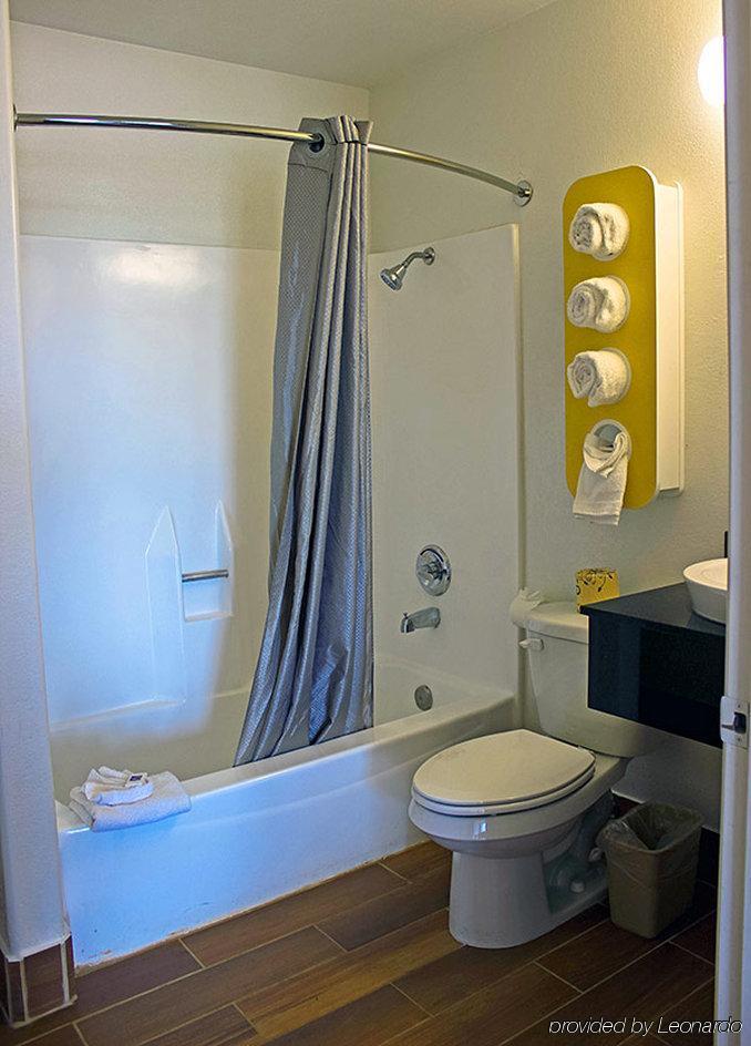 Motel 6-Vista, Ca Ngoại thất bức ảnh