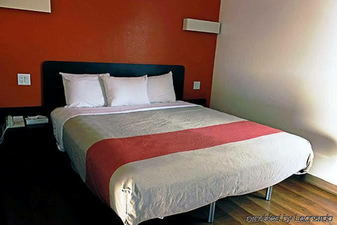 Motel 6-Vista, Ca Ngoại thất bức ảnh